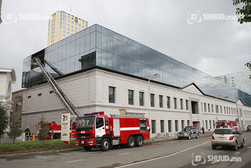 “Таванбогд”-ын барилгад гарсан галыг 10 минутад бүрэн унтраажээ